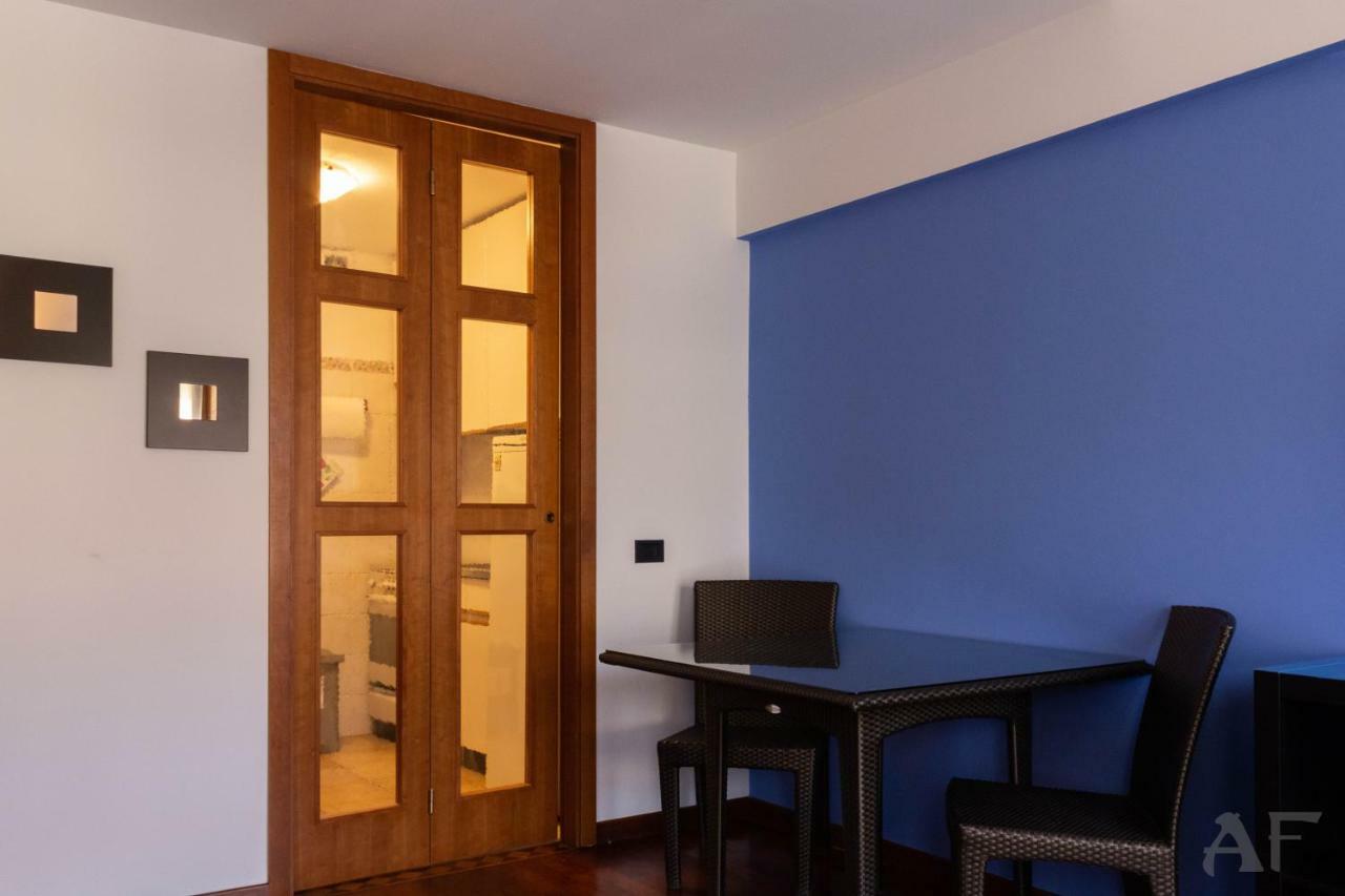 Corso San Gottardo - Darsena Flat Apartamento Milão